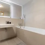 Apartment Skypark Spacious Free Parking Bratislava