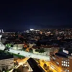 Skypark Spacious Free Parking * Bratislava