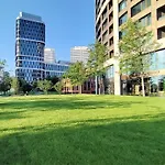 Apartment Skypark Spacious Free Parking *