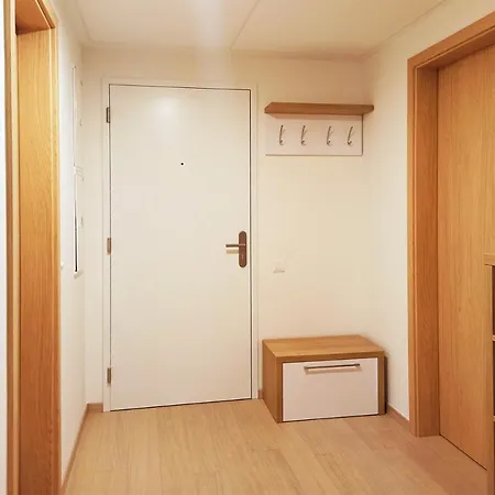 Skypark Spacious Free Parking דירה ברטיסלאבה