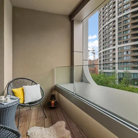 公寓 Skypark Spacious Free Parking 布拉迪斯拉发