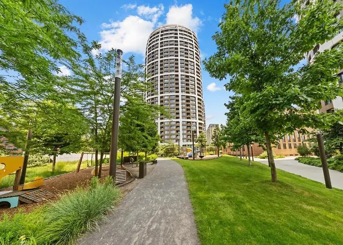 Skypark Spacious Free Parking Apartment