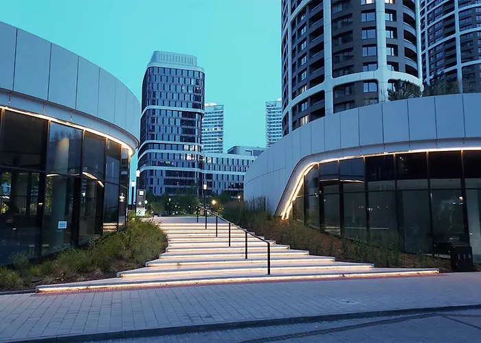 Skypark Spacious Free Parking 布拉迪斯拉发